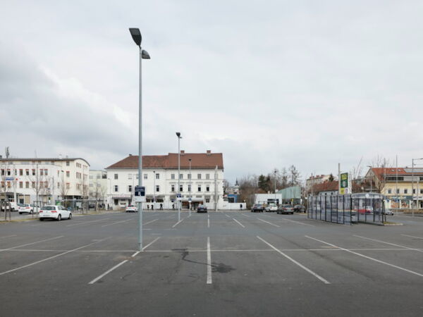 Ort: Gaswerkstraße 2, 8020 Graz / Ausstellungsplakat: Eggenberger-Allee 36, 8020 Graz / Laufzeit: 12.05.-25.05.2022 